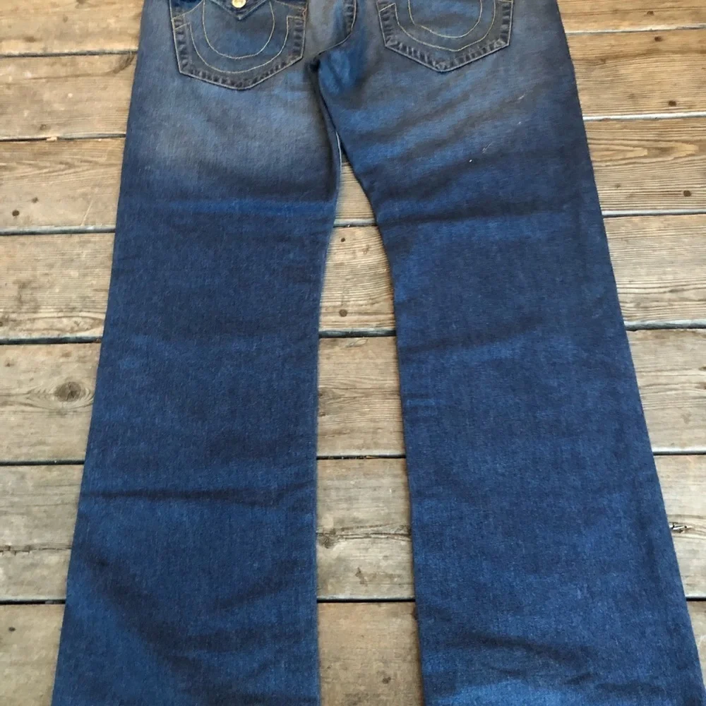 True Religión brand jeans world tour straight seat